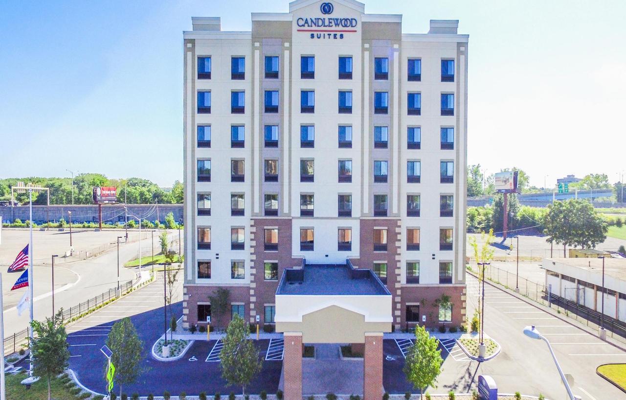 Candlewood Suites - Hartford Downtown Экстерьер фото