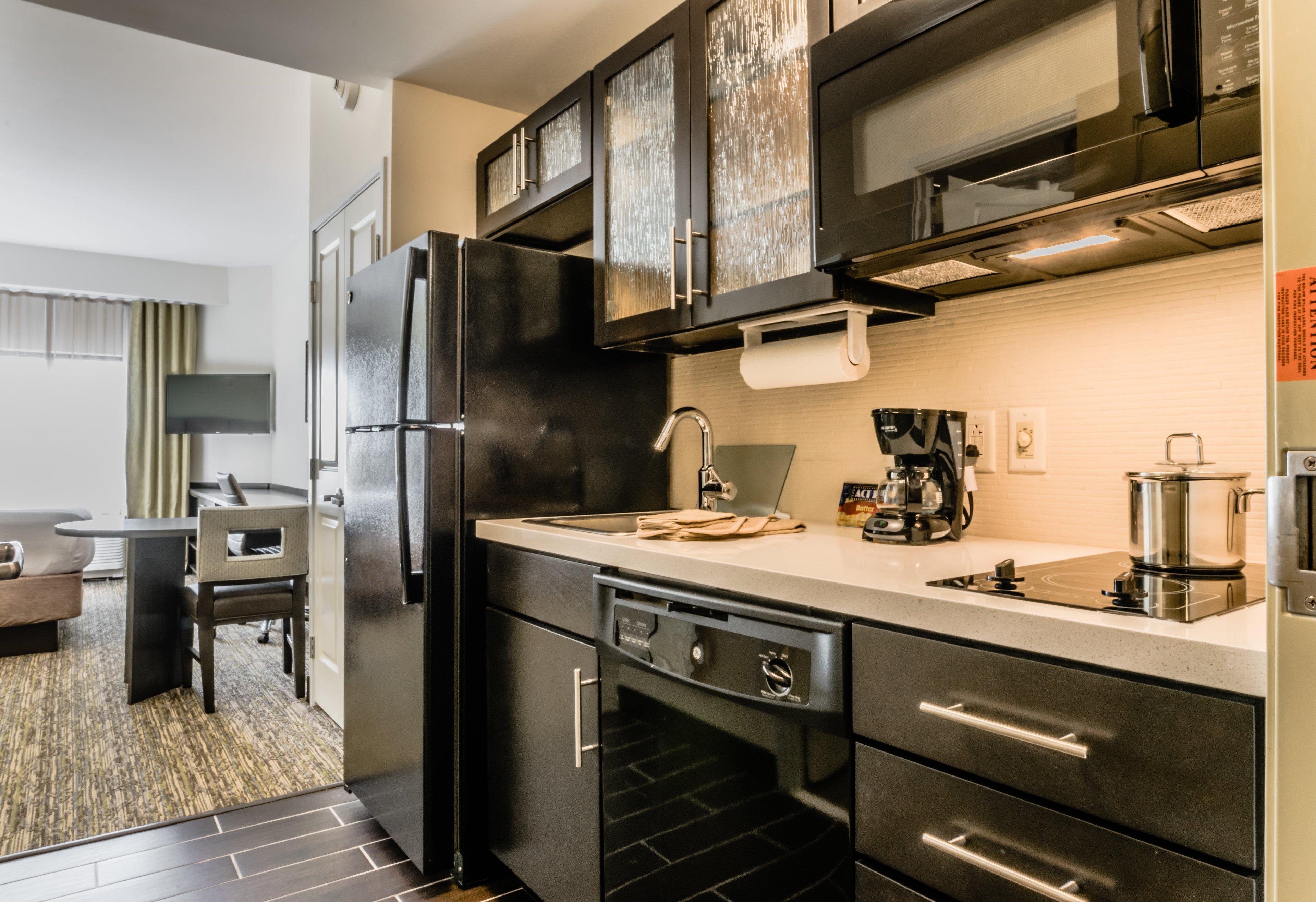 Candlewood Suites - Hartford Downtown Экстерьер фото